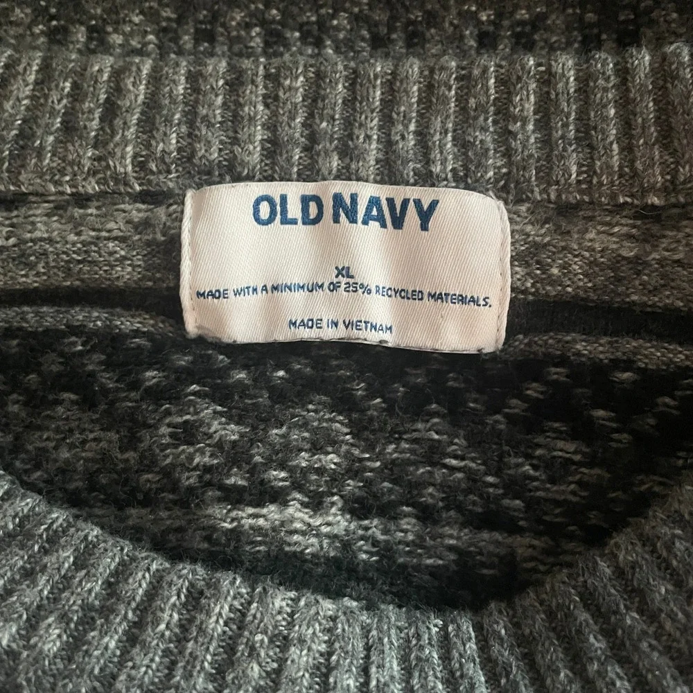 Old Navy Mens Grey Fair Isle Crew Sweater XL Nordic Winter Knit Preppy Classic